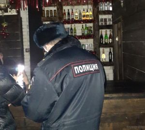 В Пензе полиция прикрыла нелегальную ночную деятельность заведения
