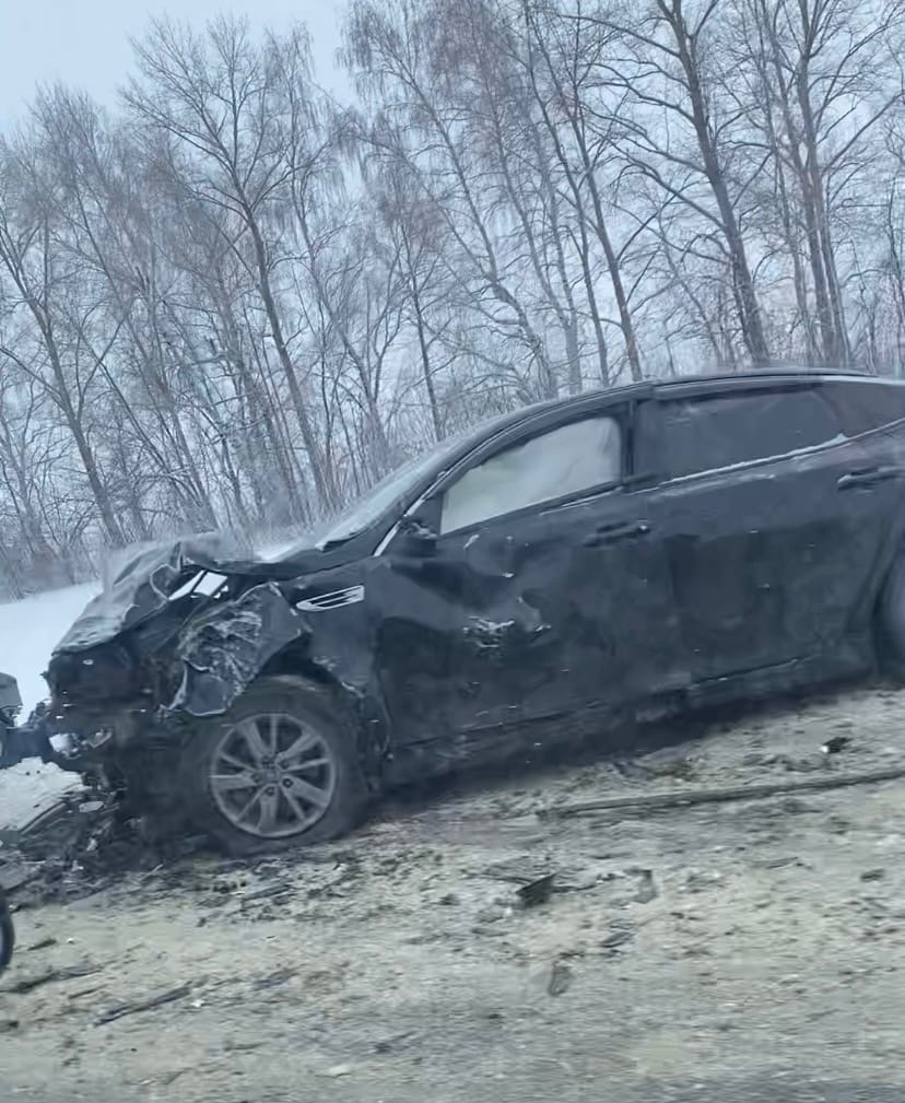 После жестокой аварии в Мокшанском районе женщину увезли в больницу