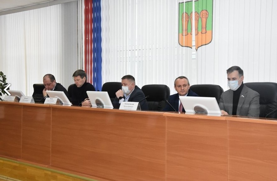 Иван Краснов принял участие в публичных слушаниях