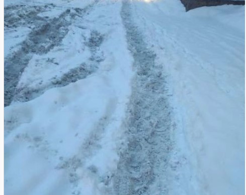 Детская поликлиника в Октябрьском районе завалена снегом