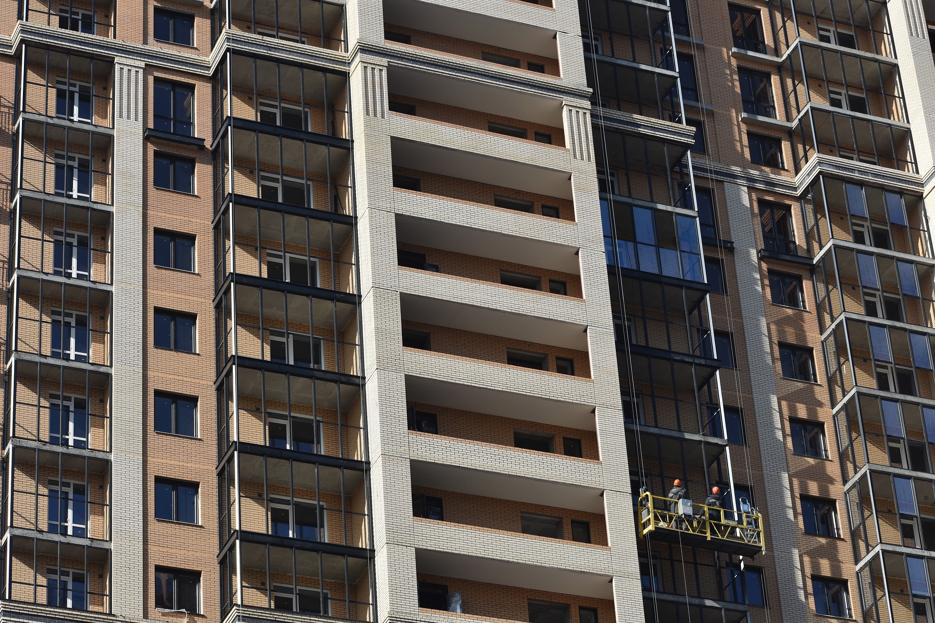 В 2021 году жилье получили 224 человека из числа детей-сирот