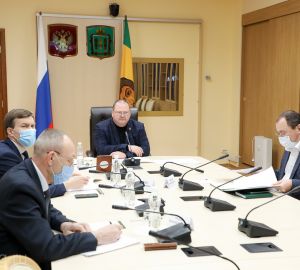 Мельниченко выступил модератором круглого стола по проекту нового ФЗ