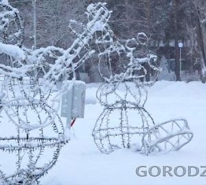 В Заречном вандалы разрушили дорогой арт-объект