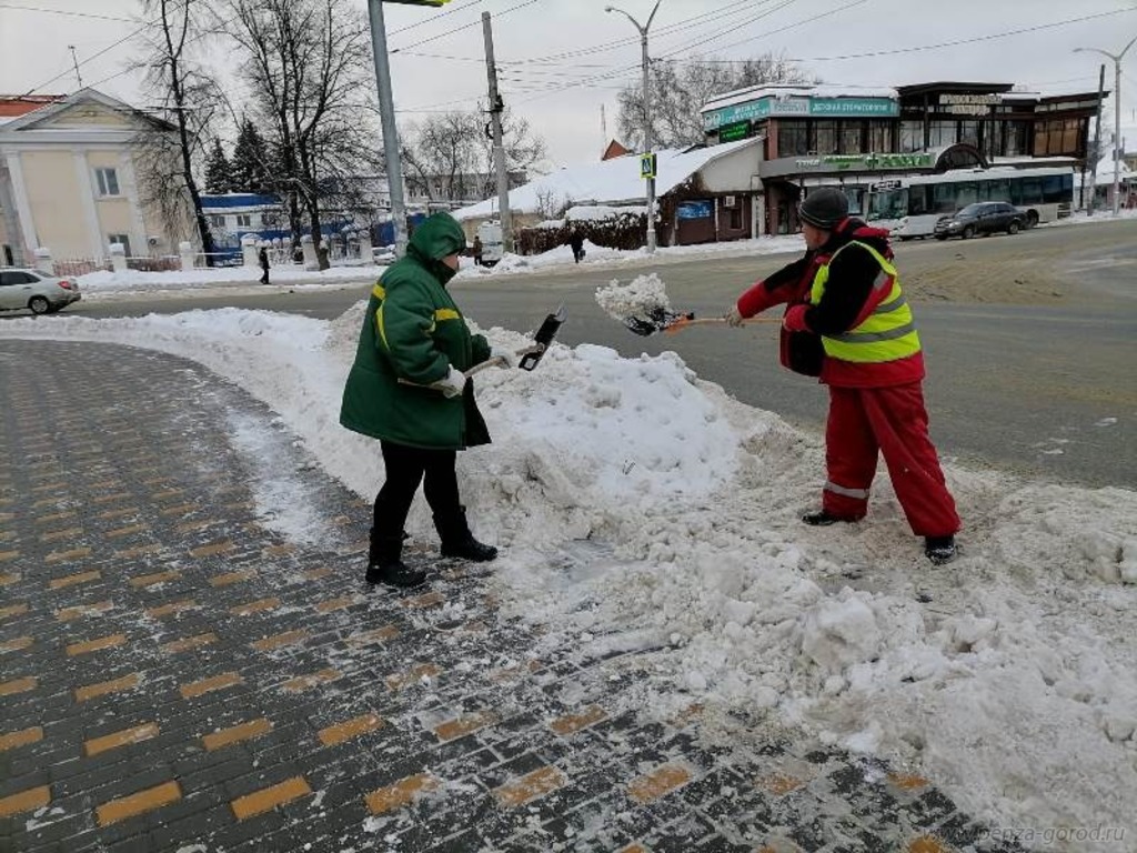 Прокуратура внесла представление Александру Басенко за нарушения по уборке улиц от снега