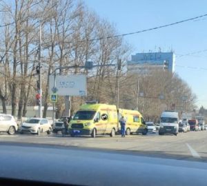 Пензенца отвезли в больницу после ДТП на проспекте Победы