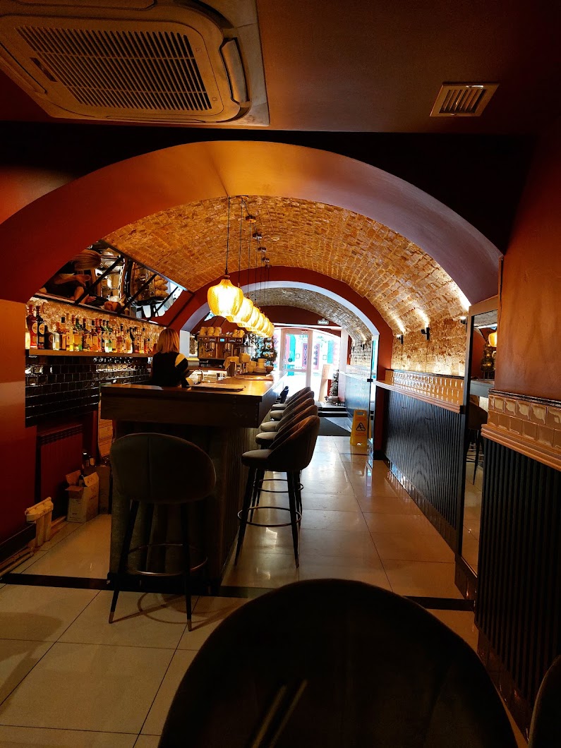 Роспотребнадзор прокомментировал ситуацию с ограничениями, наложенными на общепит