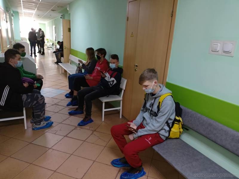 В Пензе студенты прошли вакцинацию «Спутником М»