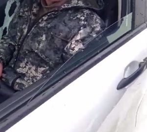 В Кузнецке выехавшие на расследование кражи полицейские предотвратили трагедию на дороге