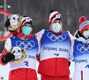 Пензенский лыжник Александр Большунов выиграл олимпийский марафон