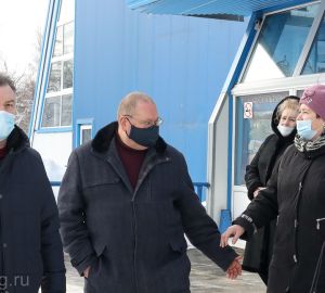 Мельниченко оценил качество ремонта в Колышлейском ФОКе