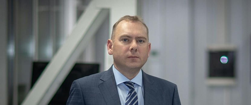 Владимир Вдонин помог сельской школе приобрести образовательный инвентарь