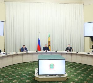 Мельниченко поручил усилить работу по защите школьников от террористов