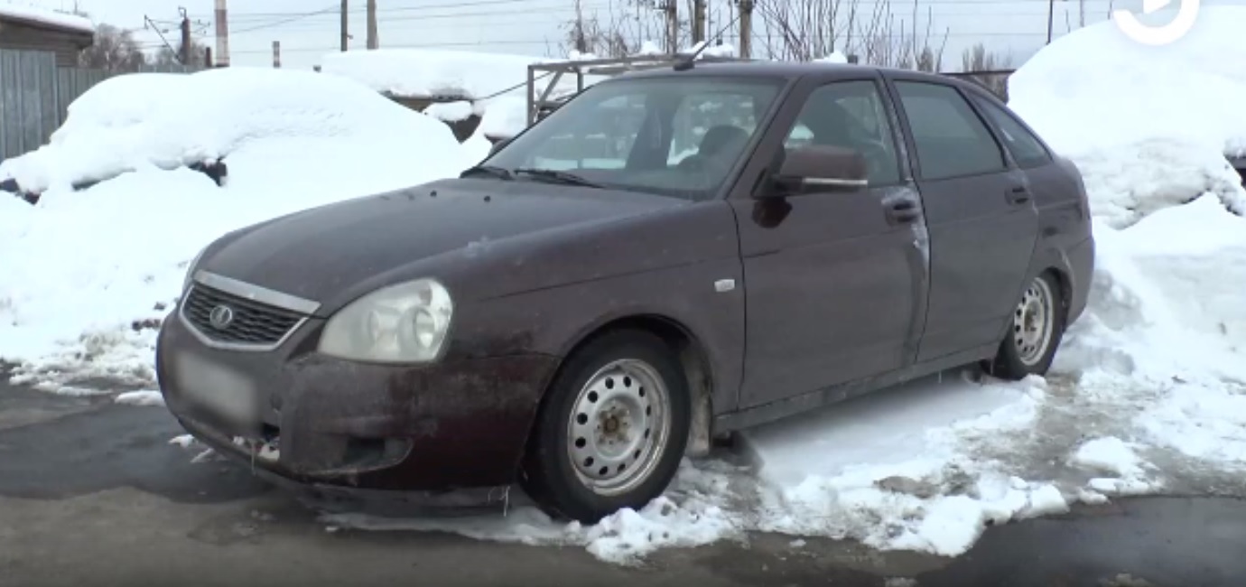 В Пензе автоугонщики не потрудились уехать с улицы, где украли чужую машину