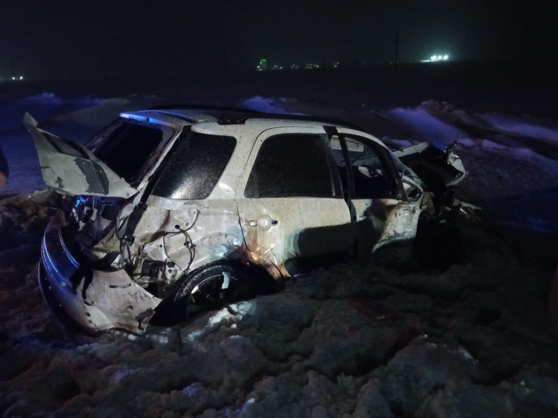 Пензячка на мини-кроссовере влетела в фуру с цистерной