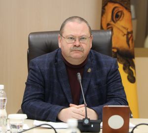 Олег Мельниченко отметил благодарностями талантливых ученых