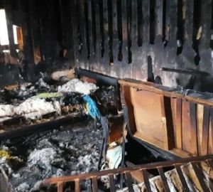 Пьяный россиянин поссорился с женой и поджег ее вместе с детьми