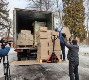 "Караван добрых дел" организовал отправку гуманитарного груза жителям Донбасса