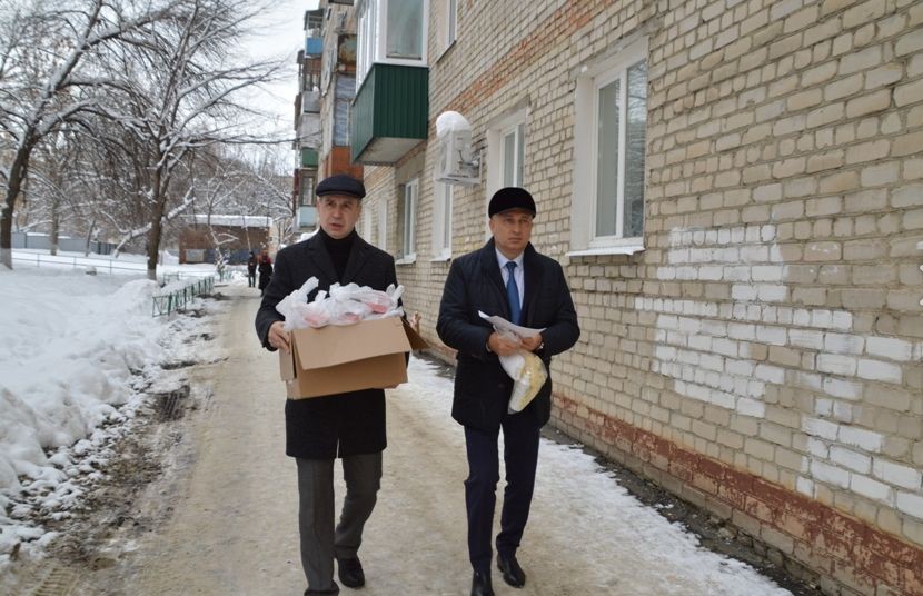 Иван Краснов доставил лекарства детям с ковидом