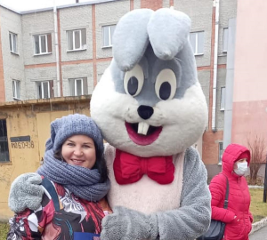 Союз женщин организовал творческую акцию в поддержку детей, больных ковидом