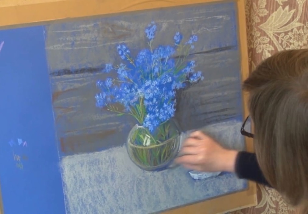 Пензенцам предлагают отпраздновать 8 марта онлайн