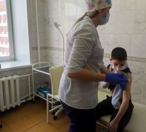 В Пензе стартовал новый этап вакцинации подростков от коронавируса