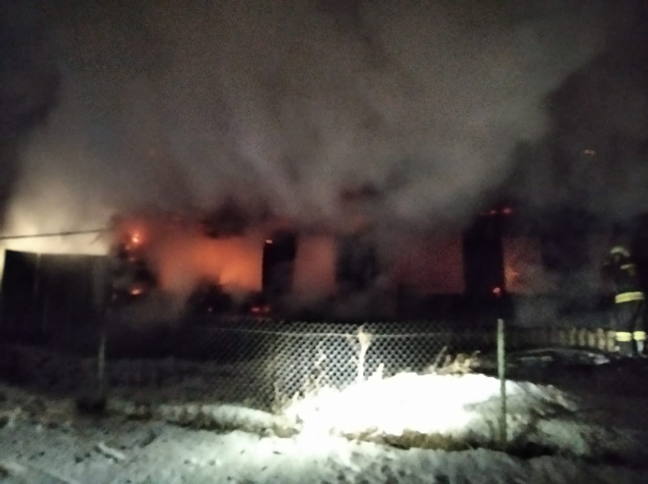 В Пензенской области в ночном пожаре погиб пенсионер