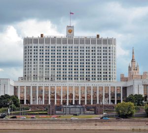 Правительство предложило повысить планку налога на роскошь для автомобилей