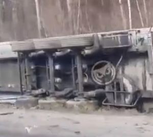 На трассе М-5 фура улетела в кювет