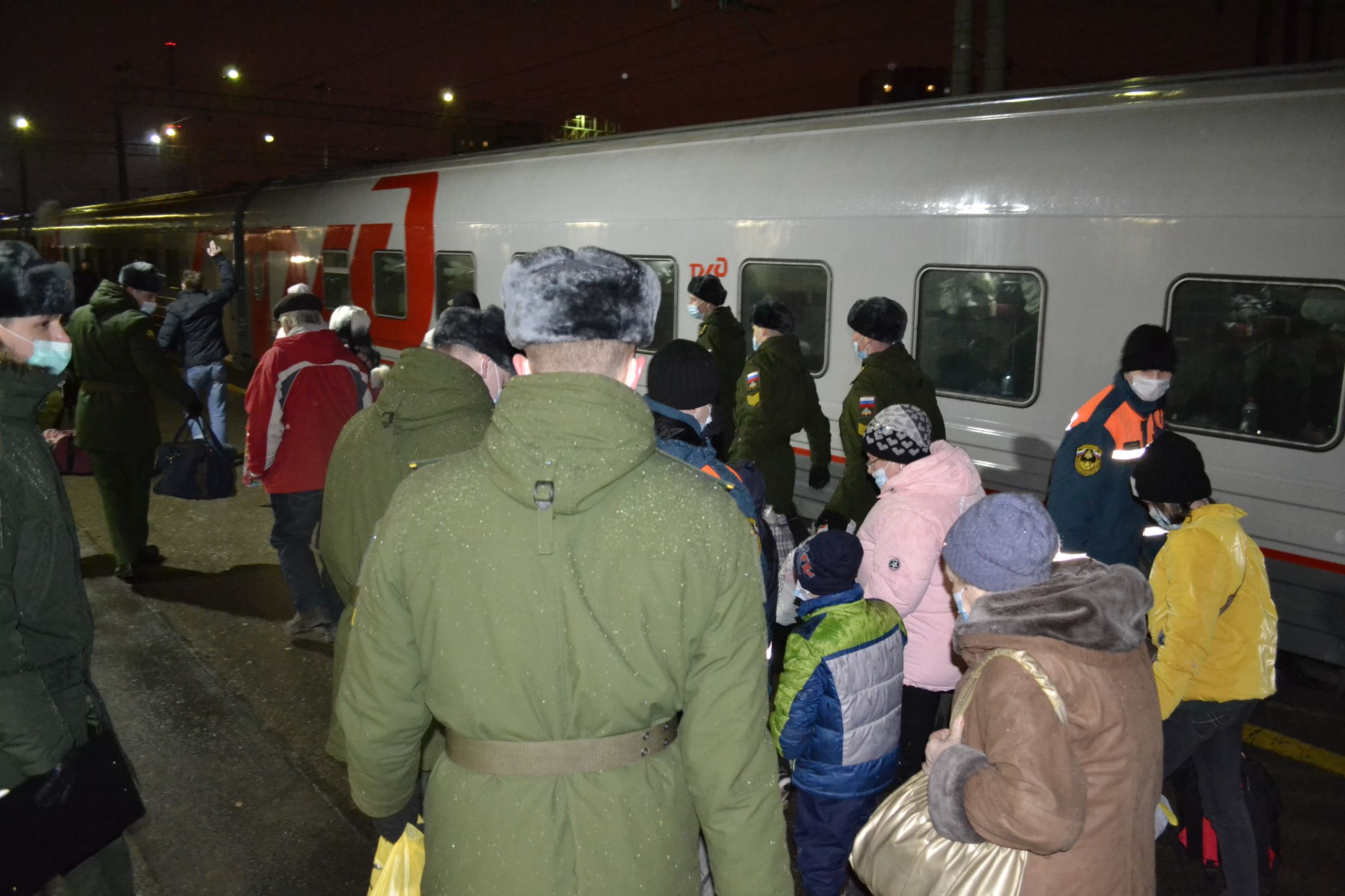 Среди эвакуированных из Донбасса 12 человек устроились на работу в Пензе