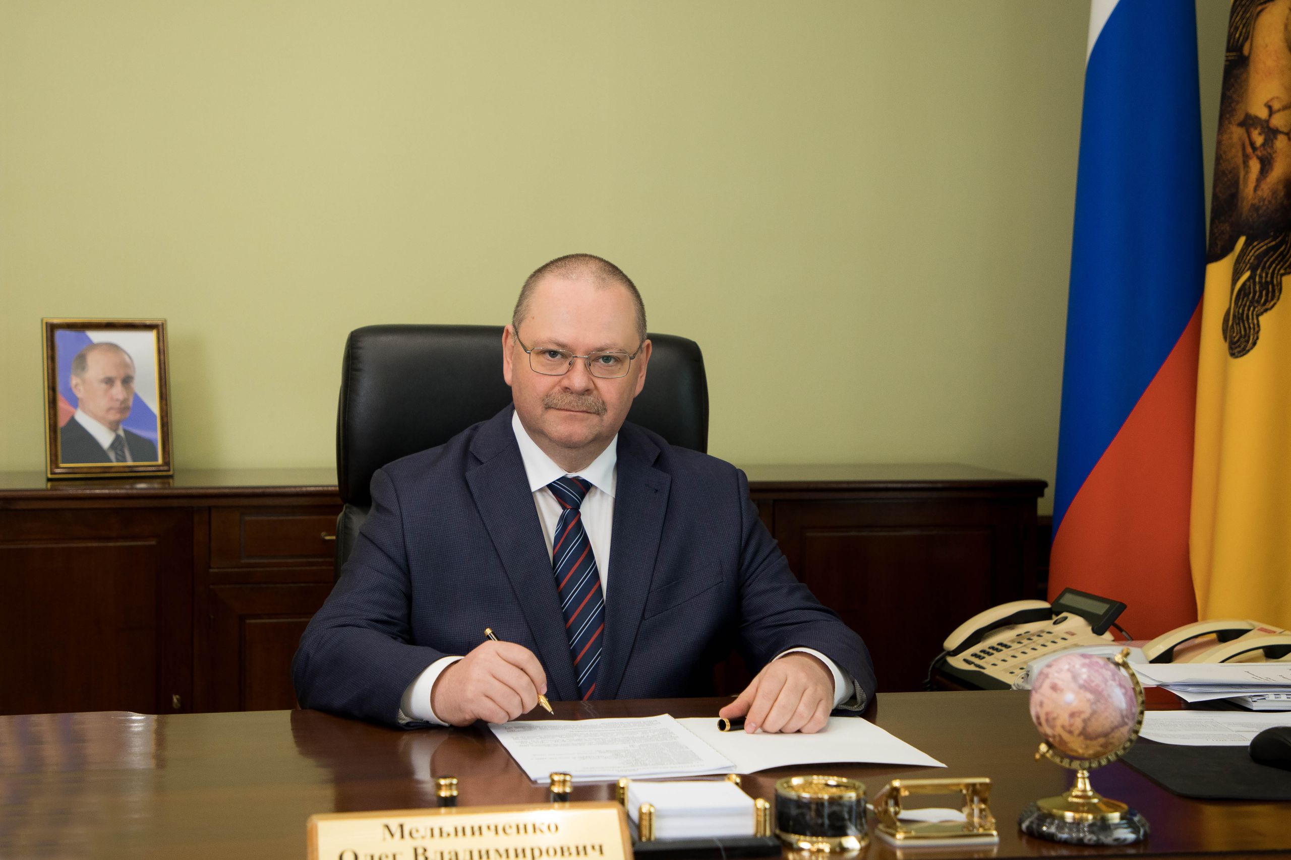 Олег Мельниченко вошел в топ-5 медиарейтинга губернаторов ПФО