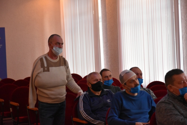 Один пострадавший при розливе битума в Пензе до сих пор в больнице