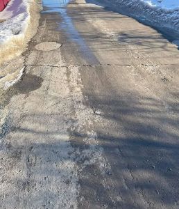 В Пензе легковушки могут провалиться под землю