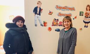 Ольга Чистякова подарила малышам из Донбасса наборы для творчества