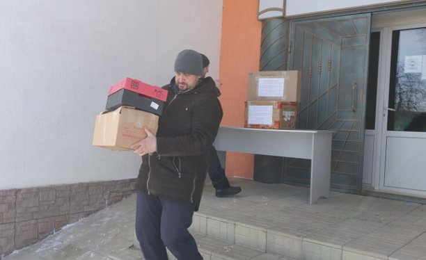 Мусульмане из Кузнецка продолжают помогать эвакуированным из Донбасса