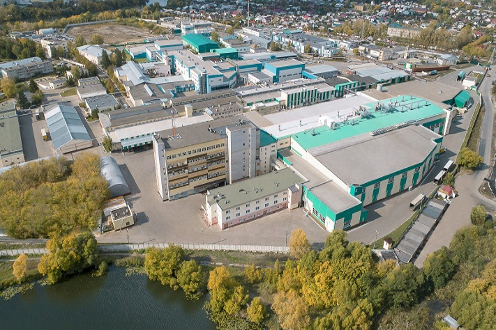 Для учеников художественной школы организовали экскурсию на ОАО "Маяк"