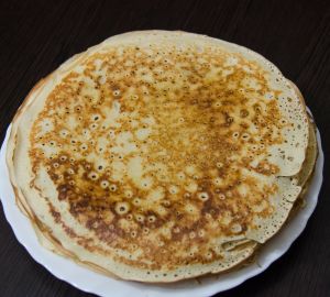 Пензенцам рассказали, на что обращать внимание при покупке блинов на улице