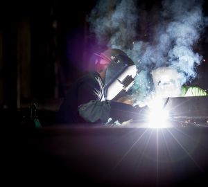 В Пензе ищут сварщика на зарплату 80 тысяч рублей