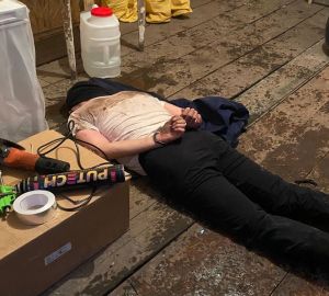 Полицейские задержали двух пензенцев, организовавших подпольную наркотическую лабораторию