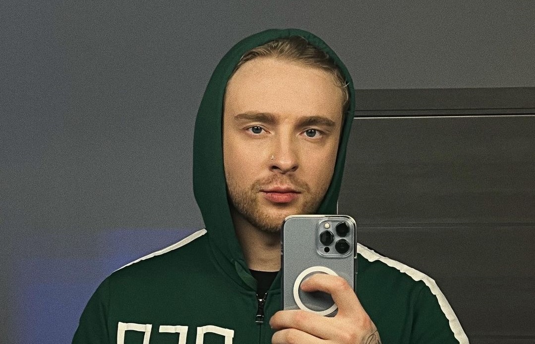 Пензенец Егор Крид пожаловался, что стал бомжом в Дубае