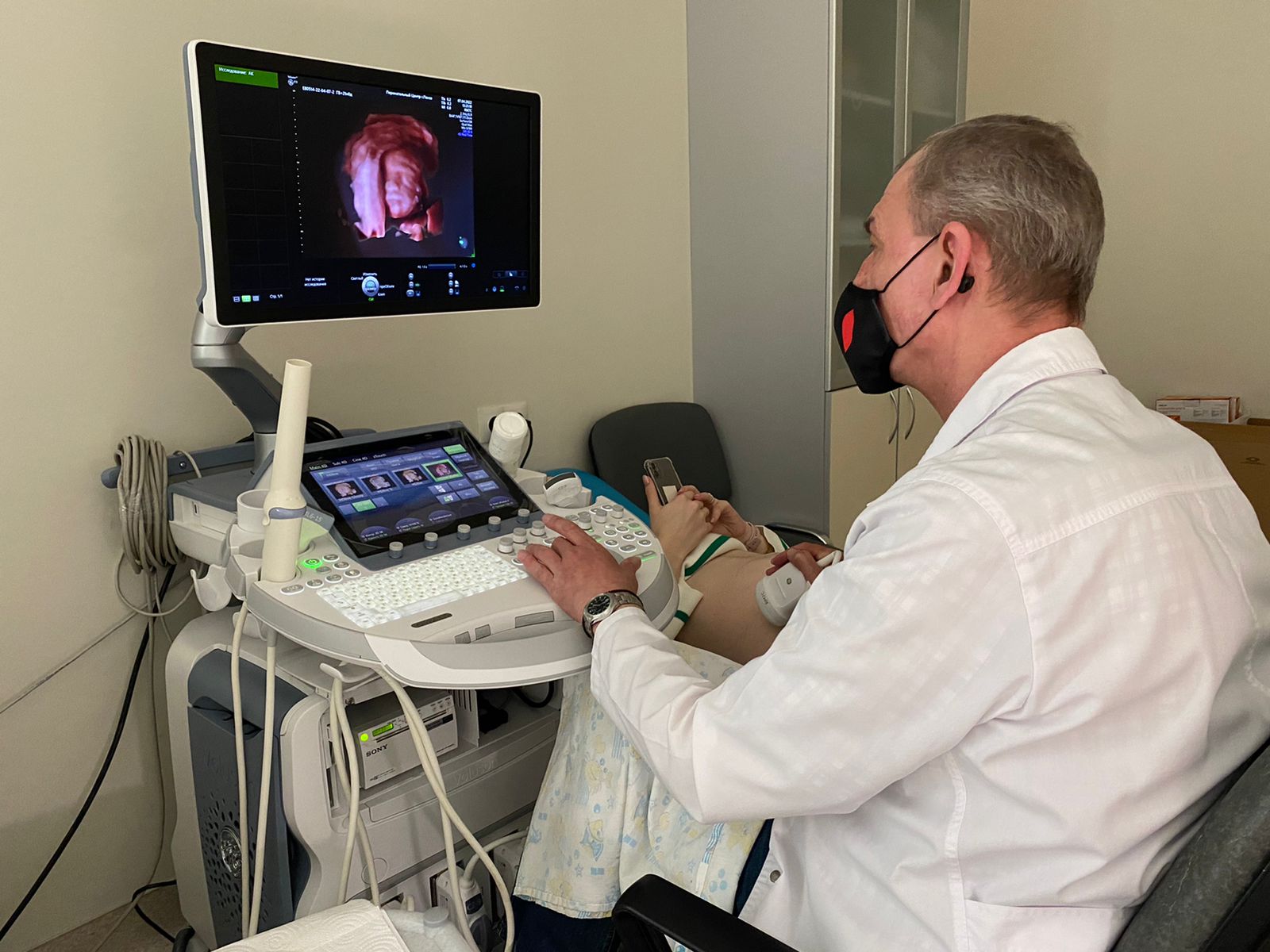 Перинатальный центр больницы Бурденко оснастили диагностической системой за 20 млн рублей