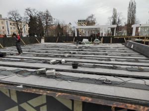 В Пензе рабочим пришлось приводить в порядок главный фонтан города