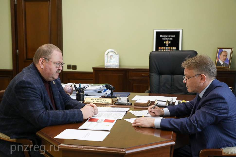 Олег Мельниченко пригрозил управляющим компаниям лишением лицензий