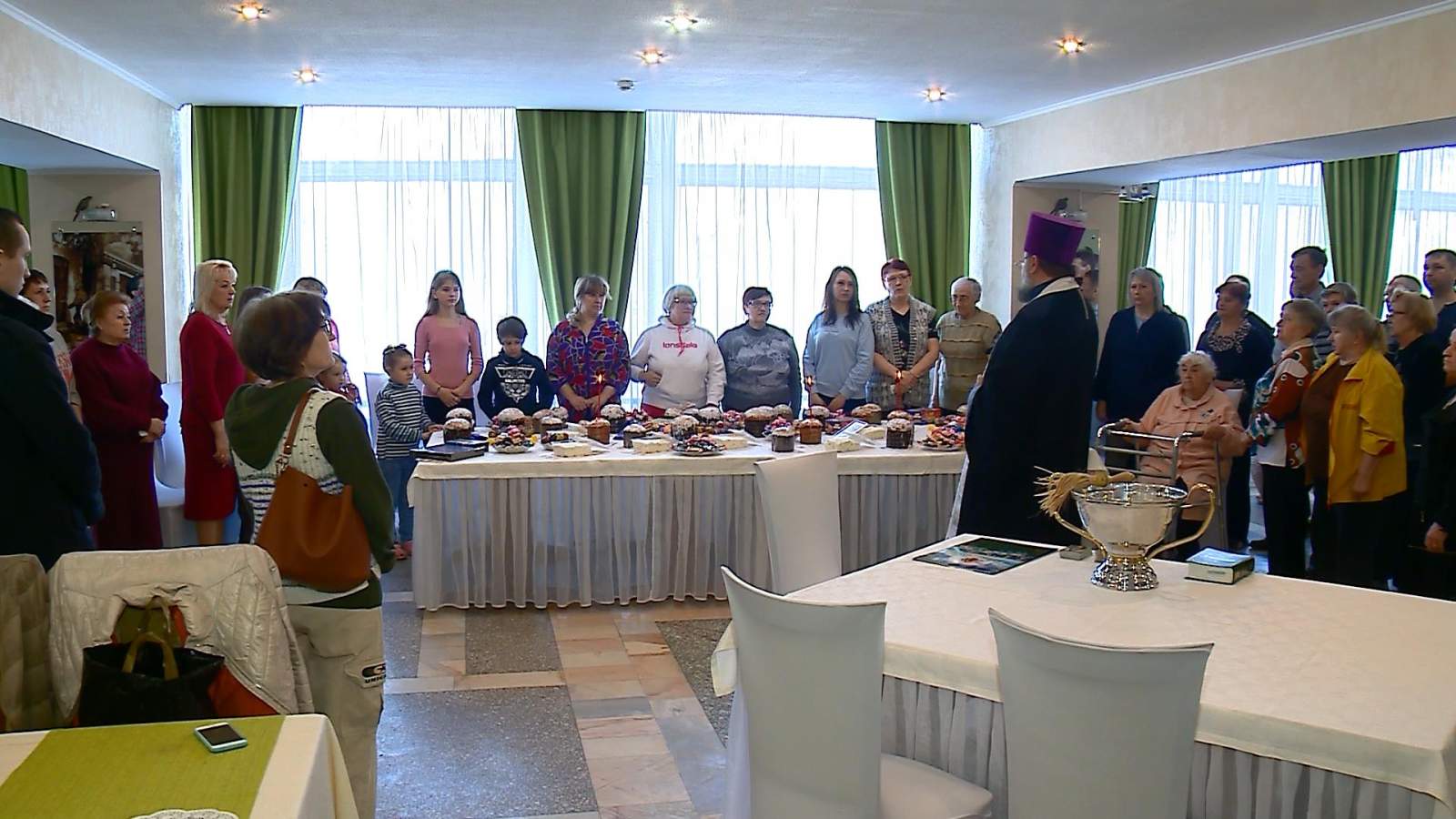 В Пензе организовали празднование Пасхи для эвакуированных жителей Донбасса