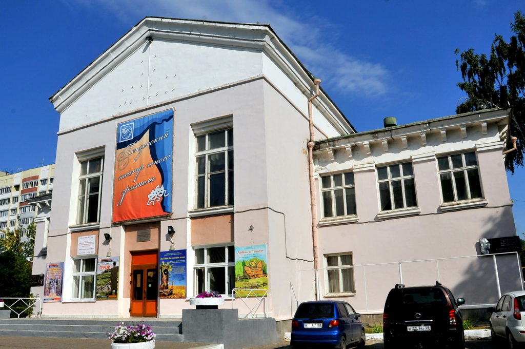 В Пензе ТЮЗ закрыли на ремонт