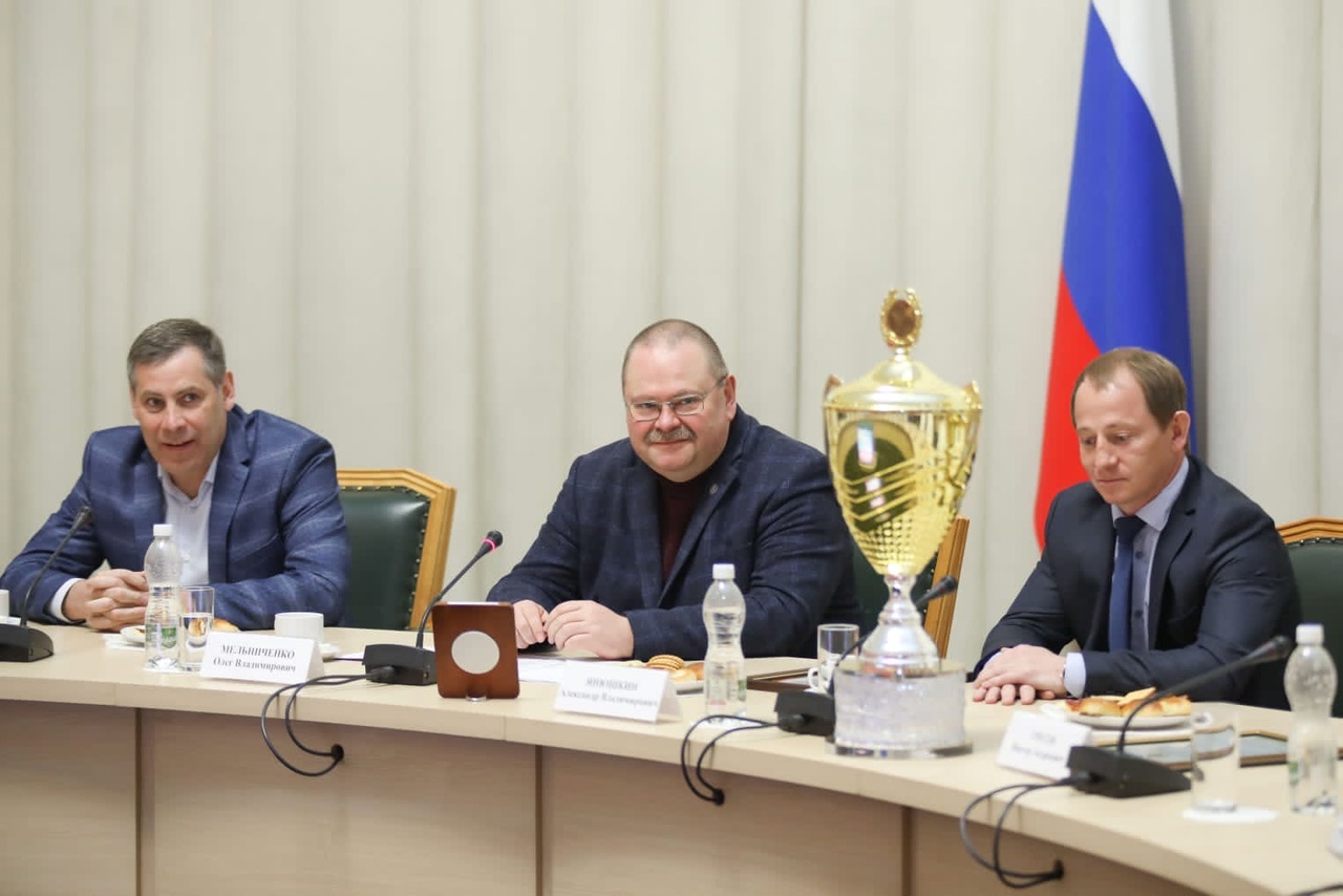 Олег Мельниченко поздравил игроков регбийного клуба «Локомотив-Пенза»