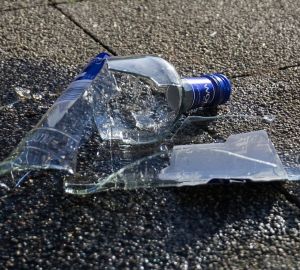 Взял выпить и закусить: в Кузнецке мужчина обокрал магазин