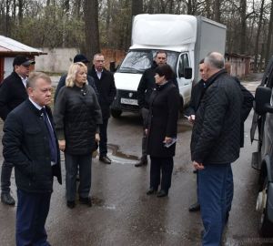 Басенко потребовал улучшить качество уборки во дворах