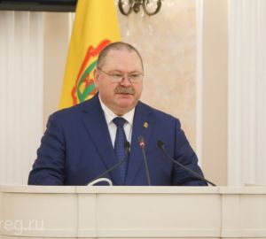 Мельниченко рассказал о строительстве и переоснащении объектов здравоохранения