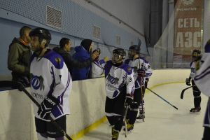 «Дионис» разгромил «Штурм» на льду «Дизель-Арены»