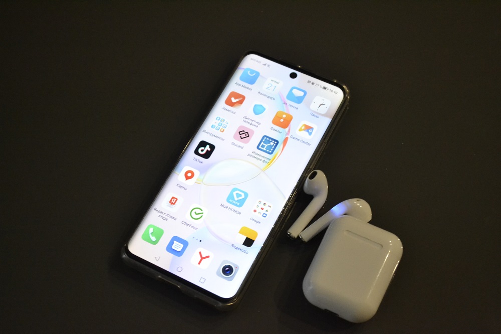 Россияне начали меньше слушать музыку